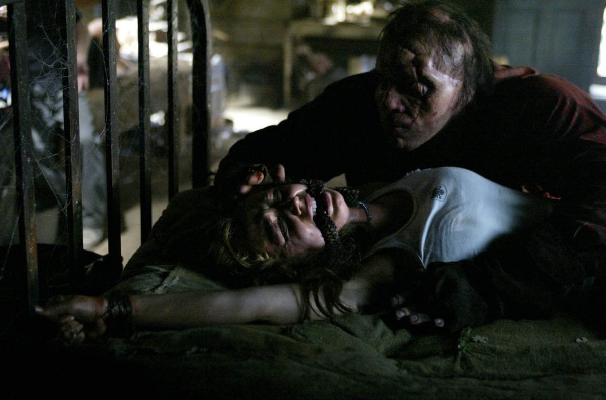 Кадры из Поворот не туда (2003)