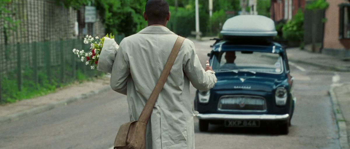 Кадры из Автостопом по галактике (2005)