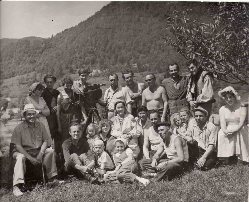 Среди добрых людей (1962)