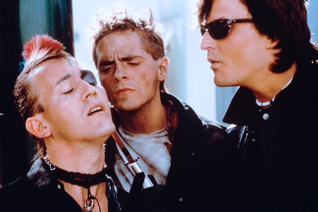 Кадры из Дух мщения (1986)