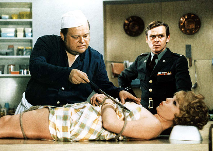 Кадры из Пан, вы вдова (1971)