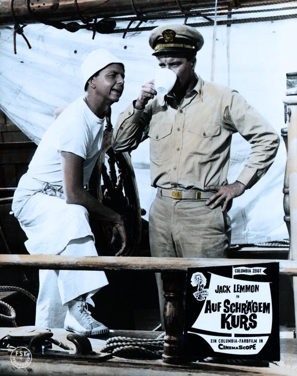 Кадры из Самый дурацкий корабль в армии (1960)