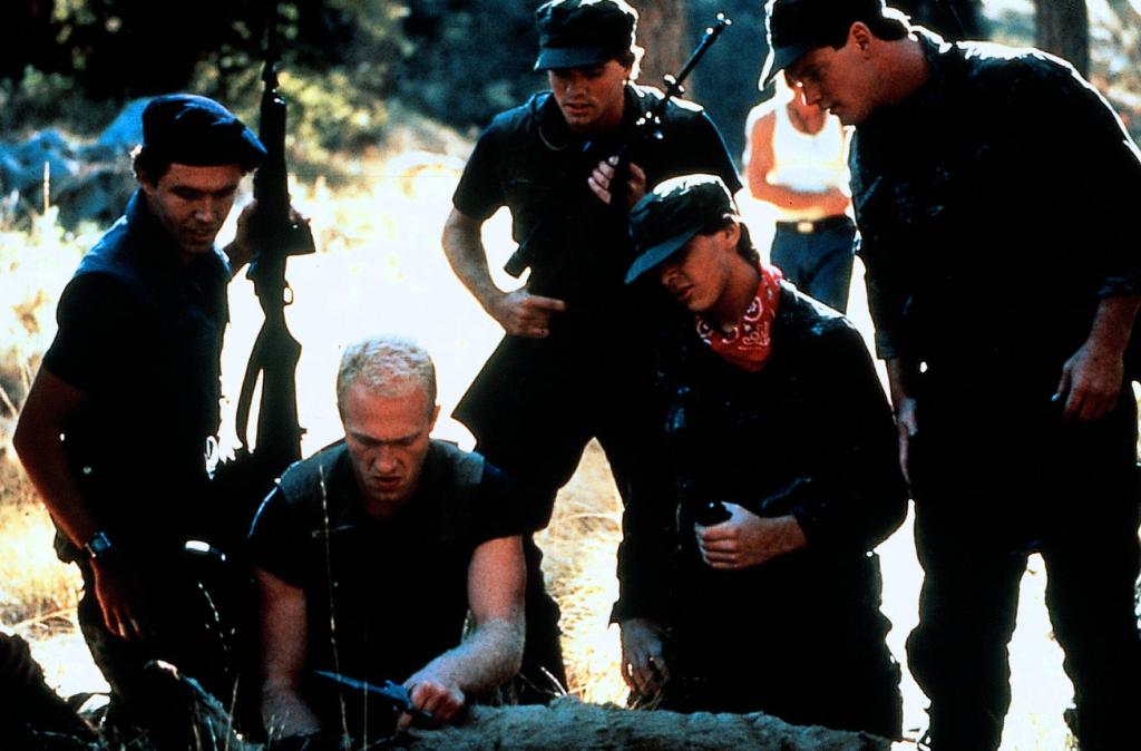 Кадры из Борьба за выживание (1988)