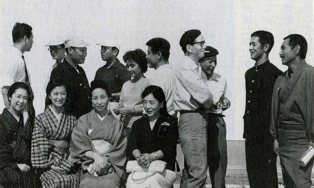 Кадры из Младший брат (1960)