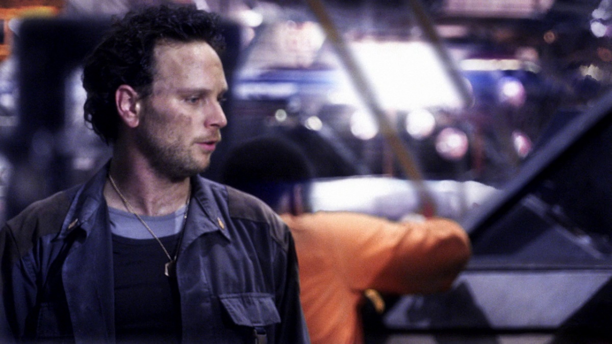 Звездный Крейсер Галактика: Кровь и Хром (2012)