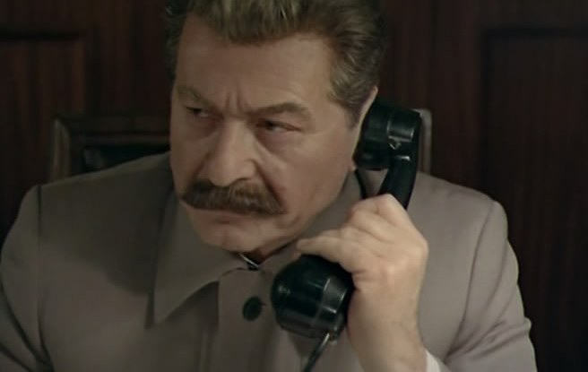 Кадры из Война на западном направлении (1990)