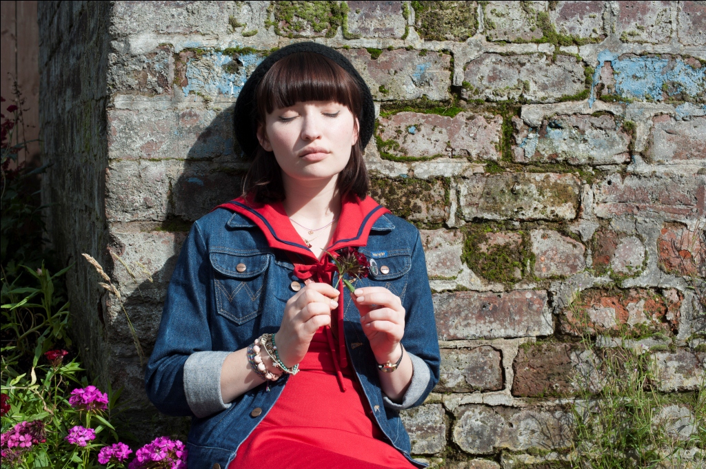 Боже, помоги девушке (2014)