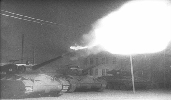 Кадры из Годзилла снова нападает (1955)