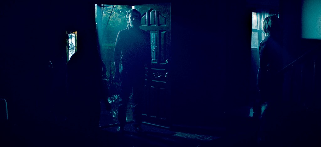 Кадры из Тёмная сеть (2019)