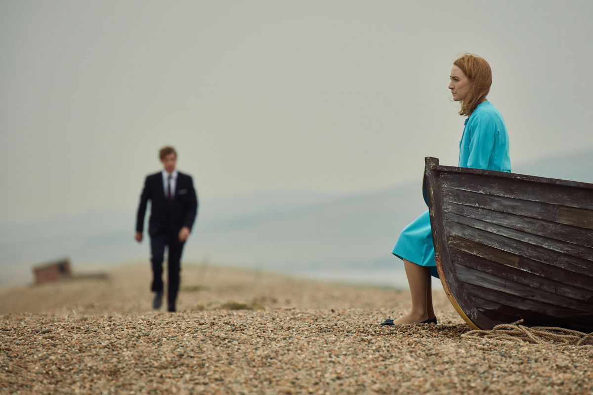 На берегу (2017)