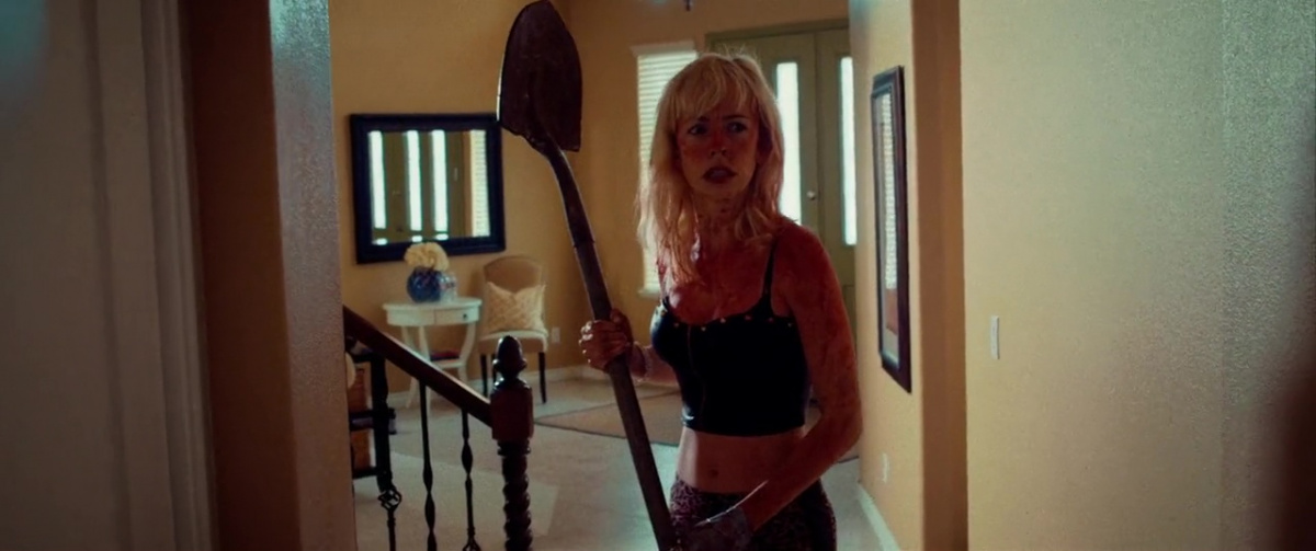 От этого песок становится красным (2016)