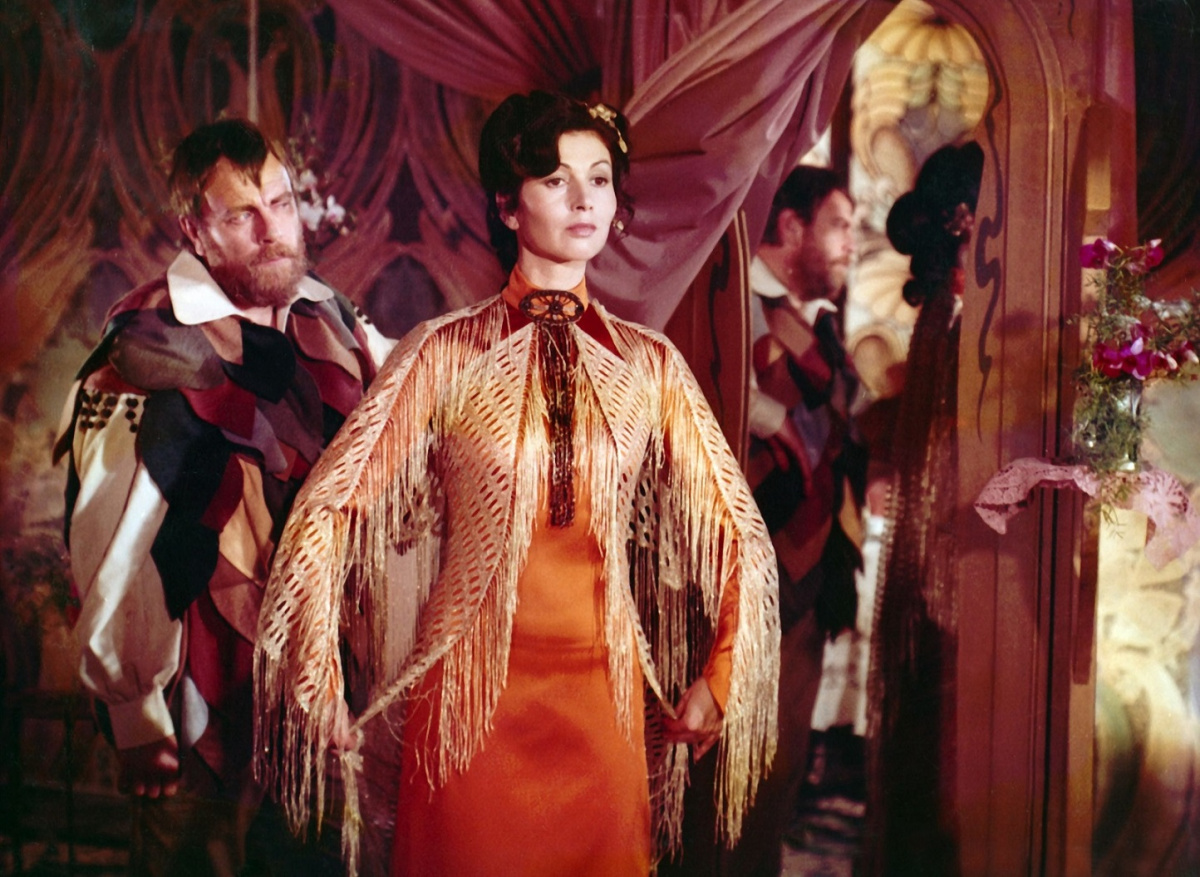 Кадры из Принц за семью морями (1982)