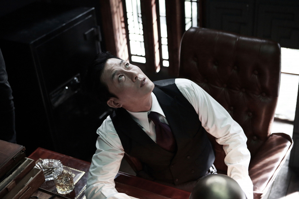 Дело об убийстве в каменном особняке (2017)