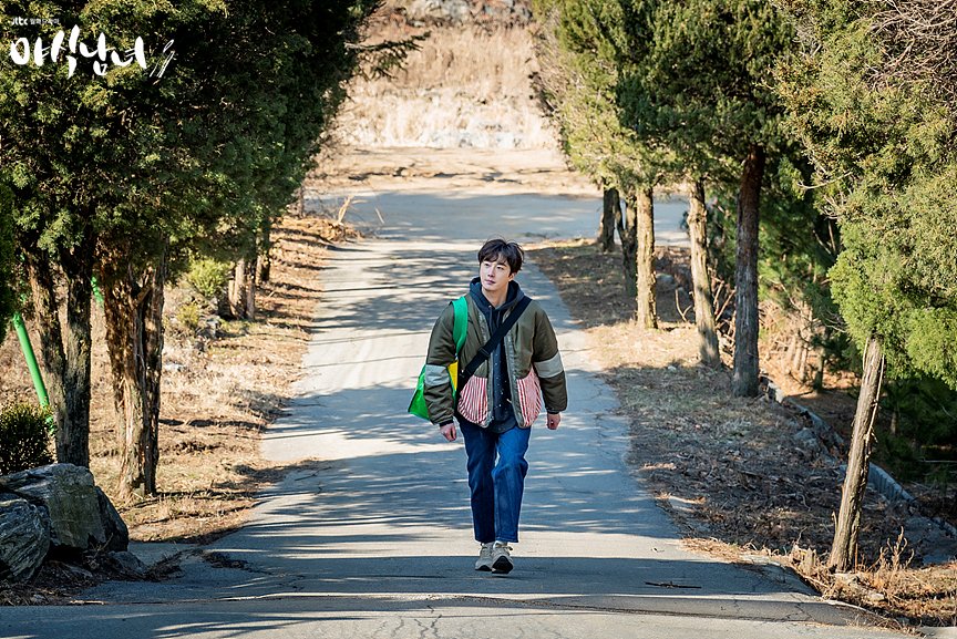 Любители вечерних перекусов (2020)