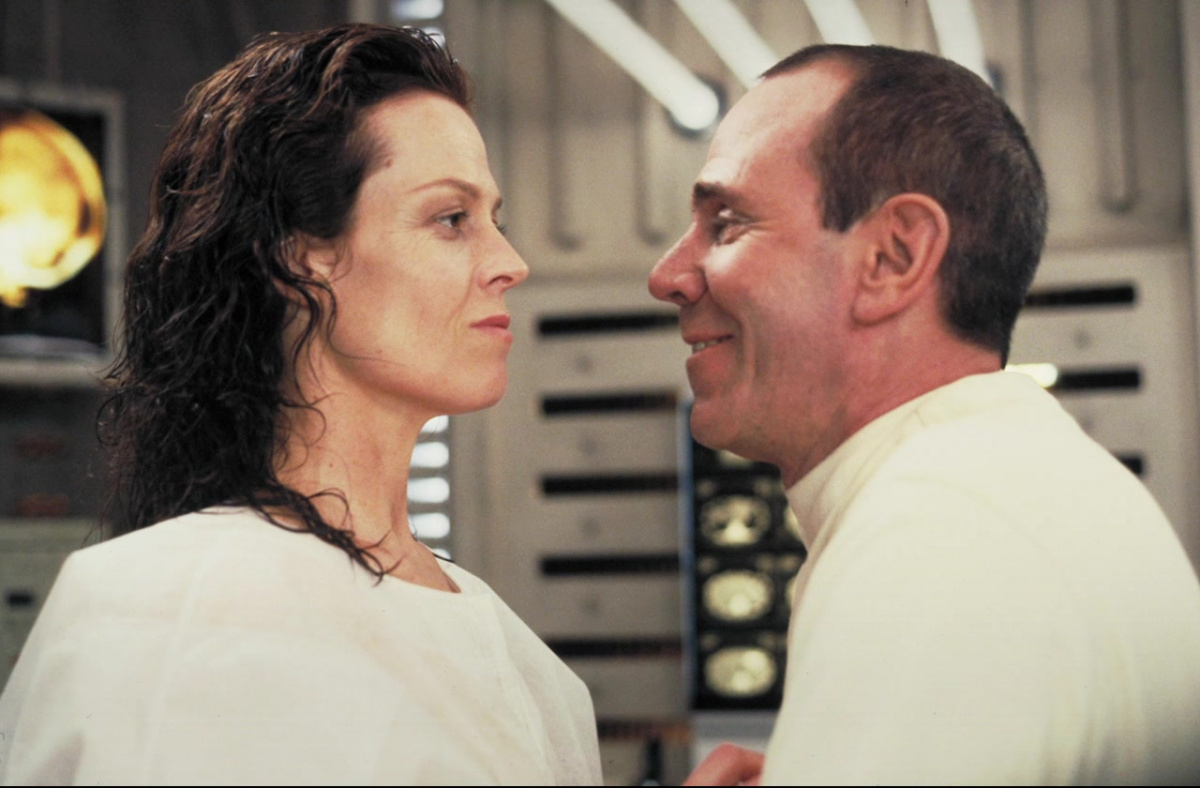 Чужой 4: Воскрешение (1997)