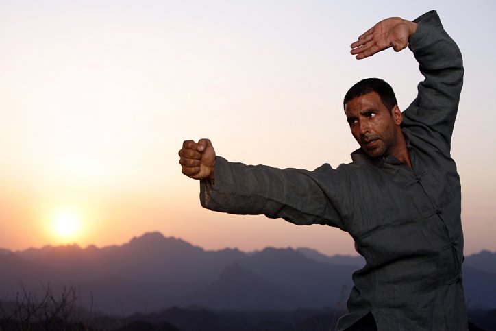 Кадры из С Чандни Чоука в Китай (2009)