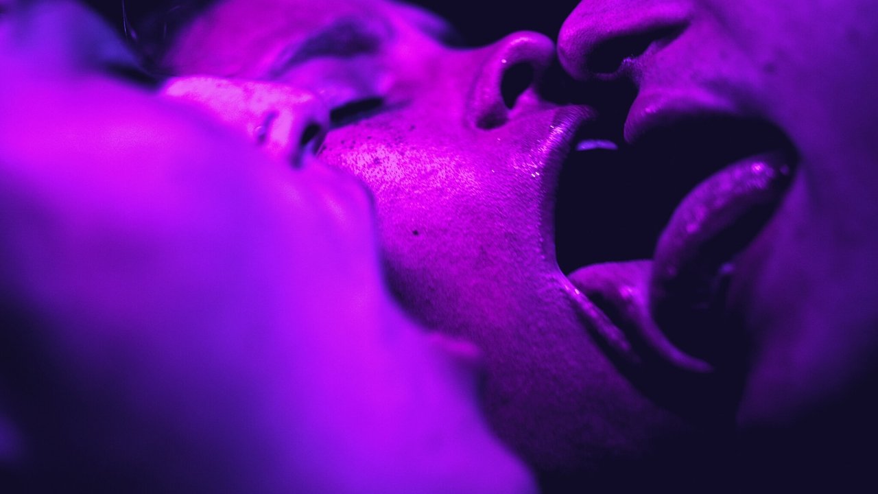 Из уст в уста (2020)